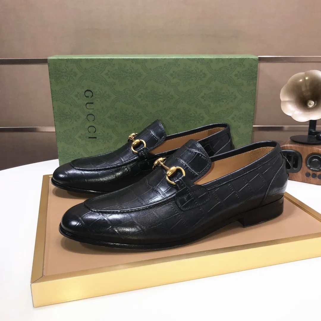 Men's shoes 💰580💰[GUCCI—Gucci] The latest high-end version of Gucci. Official website new model. Available at the same time at counters, the uppers are made of original cowhide imported from Italy/matched with the original special material splicing design concept; "highlight, high-end, grade, extravagance" and exquisite workmanship (original mesh fabric) sole: original factory special outsole size (38-45) (custom-made 45 non-returnable)